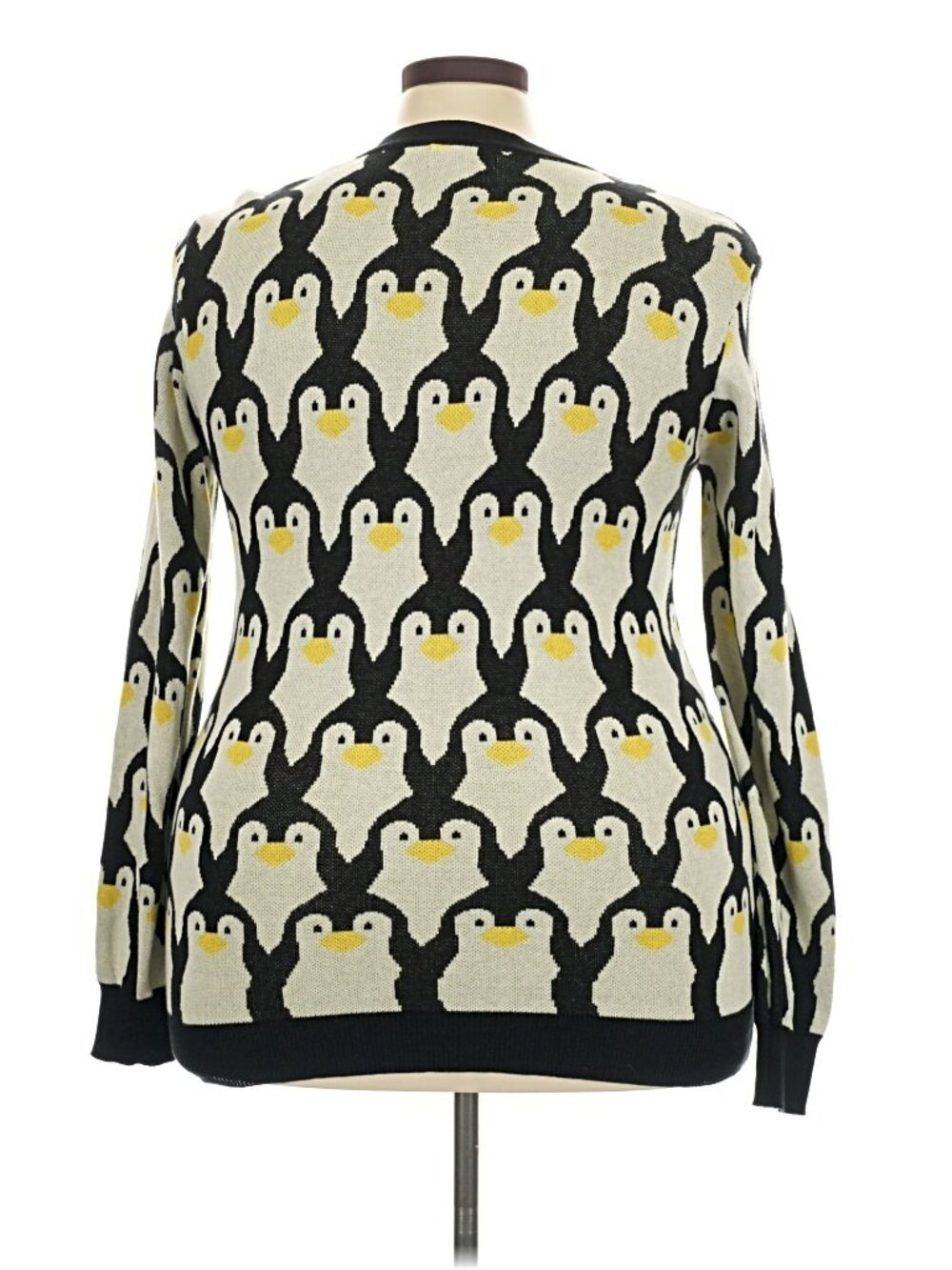 Oxknit Cream Black Penguin Intarsia Knit Cardigan 4X Plus NWOT Novelty - Picture 4 of 6